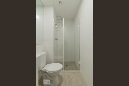 Studio para alugar com 35m², 1 quarto e 1 vaga Studio para alugar com 35m², 1 quarto e 1 vagaBanheiro