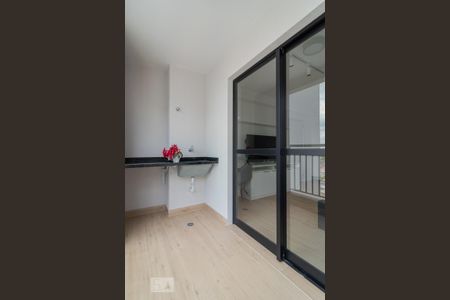 Studio para alugar com 35m², 1 quarto e 1 vaga Studio para alugar com 35m², 1 quarto e 1 vagaVaranda
