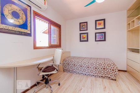 Casa de condomínio à venda com 300m², 3 quartos e 3 vagas Casa de condomínio à venda com 300m², 3 quartos e 3 vagasQuarto 2