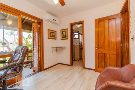 Casa de condomínio à venda com 300m², 3 quartos e 3 vagas Casa de condomínio à venda com 300m², 3 quartos e 3 vagasQuarto 1