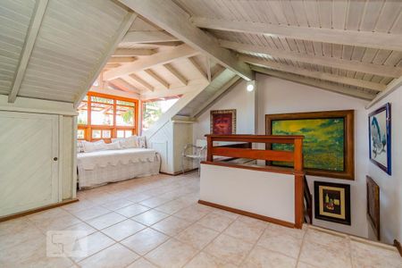 Casa de condomínio à venda com 300m², 3 quartos e 3 vagas Casa de condomínio à venda com 300m², 3 quartos e 3 vagasSala 2