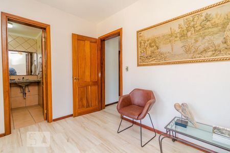 Casa de condomínio à venda com 300m², 3 quartos e 3 vagas Casa de condomínio à venda com 300m², 3 quartos e 3 vagasQuarto 1