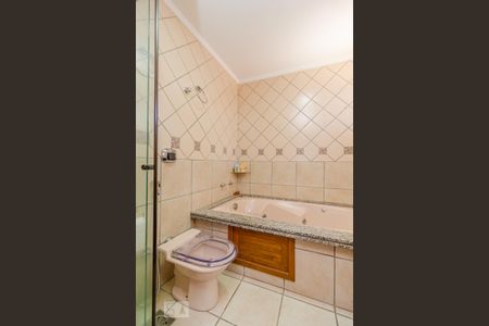 Casa de condomínio à venda com 300m², 3 quartos e 3 vagas Casa de condomínio à venda com 300m², 3 quartos e 3 vagasSuíte