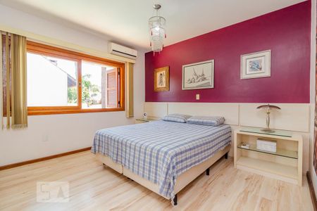 Casa de condomínio à venda com 300m², 3 quartos e 3 vagas Casa de condomínio à venda com 300m², 3 quartos e 3 vagasQuarto 3