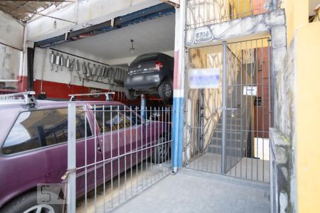Fachada de apartamento para alugar com 1 quarto, 30m² em Vila Silva Ribeiro, Carapicuíba