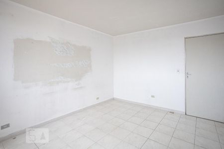 Quarto de apartamento para alugar com 1 quarto, 30m² em Vila Silva Ribeiro, Carapicuíba