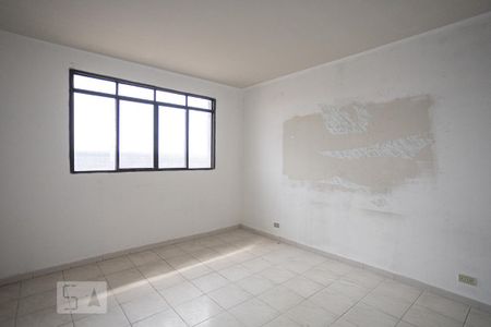 Quarto de apartamento para alugar com 1 quarto, 30m² em Vila Silva Ribeiro, Carapicuíba