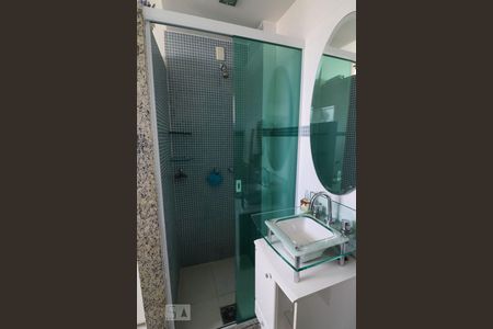 Apartamento à venda com 75m², 2 quartos e 1 vagaBanheiro Social / Área de Serviço