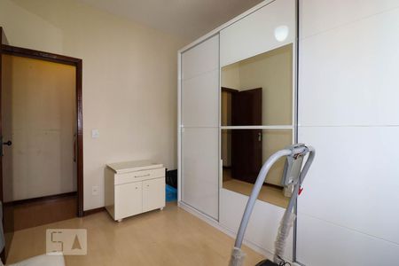 Apartamento à venda com 75m², 2 quartos e 1 vagaQuarto 2