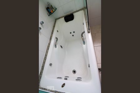 Apartamento à venda com 75m², 2 quartos e 1 vagaBanheiro Social / Área de Serviço