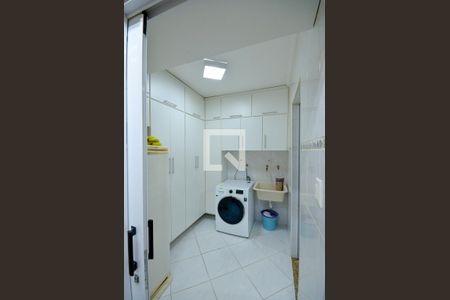 Casa à venda com 120m², 3 quartos e 1 vagaArea de Serviço