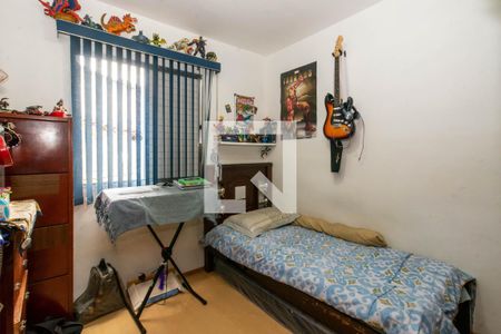 Quarto 2 de apartamento à venda com 2 quartos, 54m² em Jardim Adriana, Guarulhos