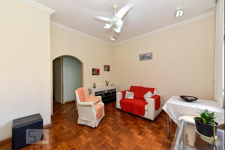 Sala de apartamento à venda com 2 quartos, 70m² em Copacabana, Rio de Janeiro