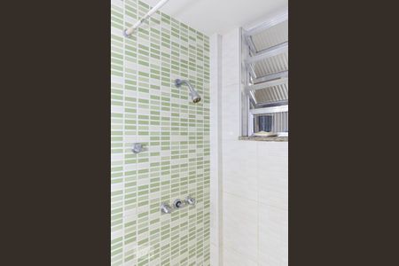 Apartamento à venda com 70m², 2 quartos e sem vagaBanheiro