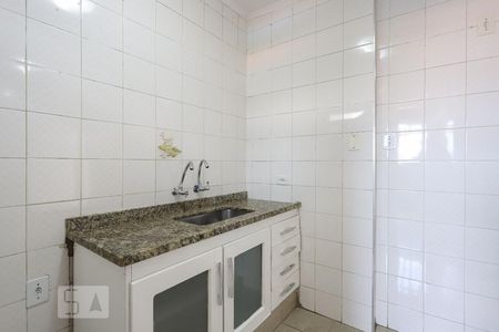 Casa à venda com 195m², 2 quartos e 3 vagas Casa à venda com 195m², 2 quartos e 3 vagasCozinha