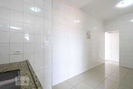 Casa à venda com 195m², 2 quartos e 3 vagas Casa à venda com 195m², 2 quartos e 3 vagasCozinha