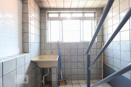 Casa à venda com 195m², 2 quartos e 3 vagas Casa à venda com 195m², 2 quartos e 3 vagasLavanderia