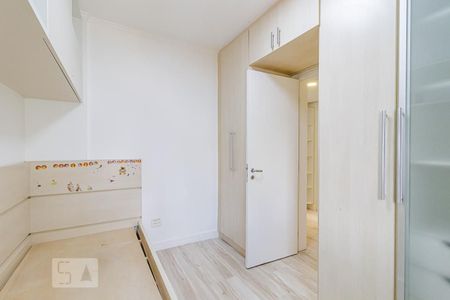 Apartamento à venda com 100m², 3 quartos e 2 vagasQuarto