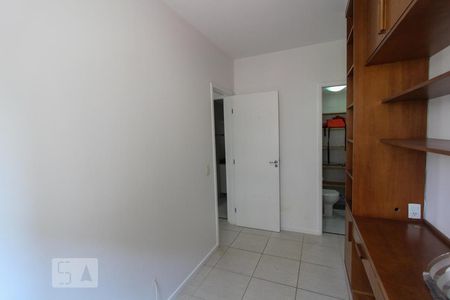 Apartamento à venda com 92m², 3 quartos e 1 vaga Apartamento à venda com 92m², 3 quartos e 1 vagaQuarto ( quarto 2 )
