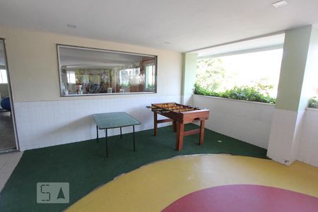 Apartamento à venda com 92m², 3 quartos e 1 vaga Apartamento à venda com 92m², 3 quartos e 1 vagaSala de Jogos
