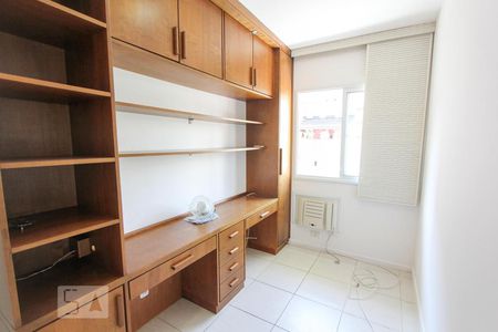 Apartamento à venda com 92m², 3 quartos e 1 vaga Apartamento à venda com 92m², 3 quartos e 1 vagaQuarto ( quarto 2 )
