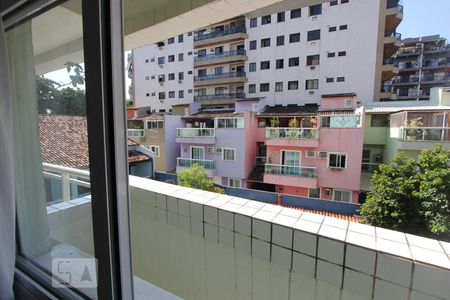 Apartamento à venda com 92m², 3 quartos e 1 vaga Apartamento à venda com 92m², 3 quartos e 1 vagaVista - Área de Serviço