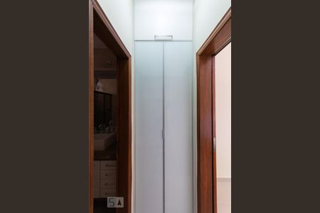 Corredor de apartamento para alugar com 1 quarto, 50m² em Tijuca, Rio de Janeiro