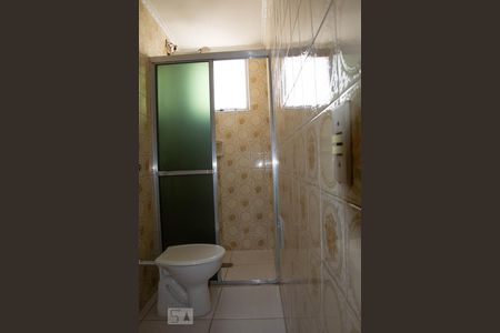 Banheiro de apartamento à venda com 1 quarto, 55m² em Centro, Campinas