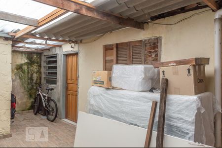 Casa à venda com 162m², 2 quartos e 3 vagasEdícula