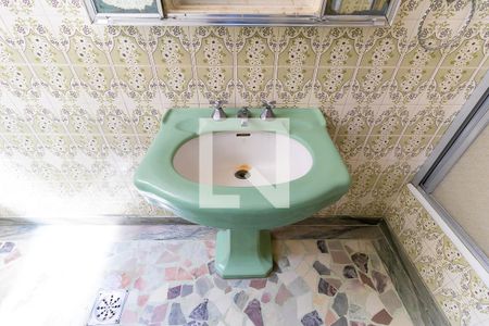 Apartamento à venda com 158m², 3 quartos e sem vagaBanheiro