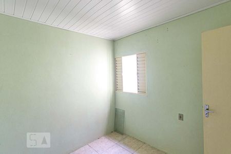 Quarto 1 de casa para alugar com 2 quartos, 80m² em Campo Novo, Porto Alegre