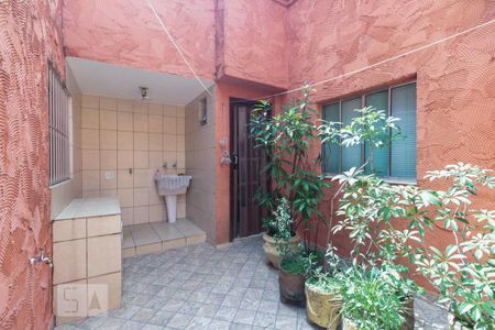 Casa à venda com 110m², 3 quartos e 1 vagaQuintal e Área de serviço 