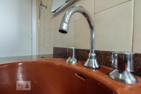 Casa à venda com 110m², 3 quartos e 1 vagaBanheiro 2