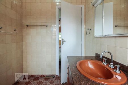 Casa à venda com 110m², 3 quartos e 1 vagaBanheiro 2