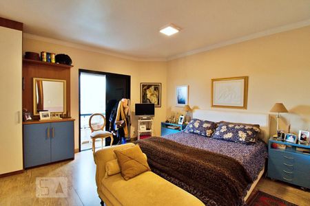 Apartamento à venda com 236m², 4 quartos e 4 vagas Apartamento à venda com 236m², 4 quartos e 4 vagasSuíte 1