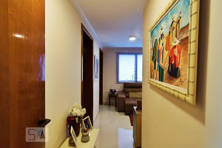 Apartamento à venda com 236m², 4 quartos e 4 vagas Apartamento à venda com 236m², 4 quartos e 4 vagasSala de TV