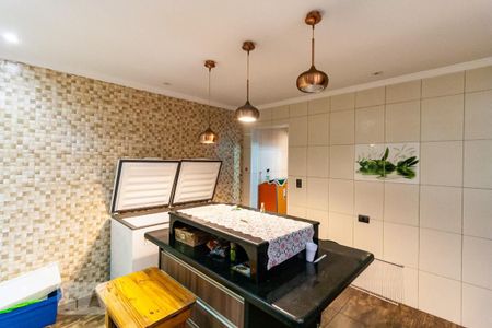 Casa à venda com 198m², 2 quartos e 5 vagas Casa à venda com 198m², 2 quartos e 5 vagasCozinha