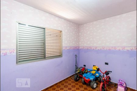 Casa à venda com 198m², 2 quartos e 5 vagas Casa à venda com 198m², 2 quartos e 5 vagasQuarto 2