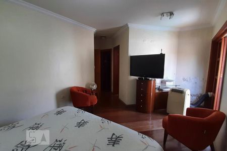 Casa à venda com 460m², 4 quartos e 6 vagasSuite Master