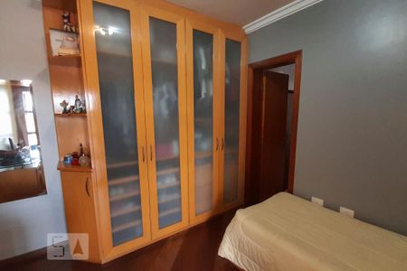 Casa à venda com 460m², 4 quartos e 6 vagasSuite 2