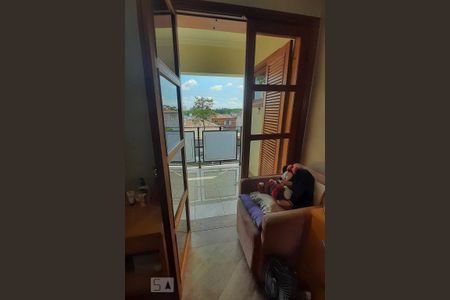 Casa à venda com 460m², 4 quartos e 6 vagasVaranda Suite 2