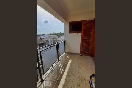 Casa à venda com 460m², 4 quartos e 6 vagasVaranda Suite 2