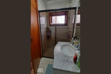 Casa à venda com 460m², 4 quartos e 6 vagasBanheiro Suite 2