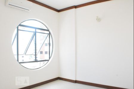 Quarto de apartamento para alugar com 1 quarto, 51m² em Parque Bela Vista, Salvador