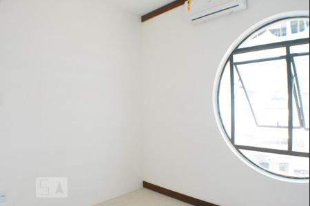 Quarto de apartamento para alugar com 1 quarto, 51m² em Parque Bela Vista, Salvador