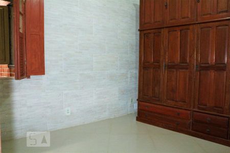 Quarto 1 de casa para alugar com 2 quartos, 55m² em Cachambi, Rio de Janeiro