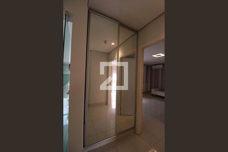 Casa à venda com 240m², 3 quartos e 4 vagasCorredor