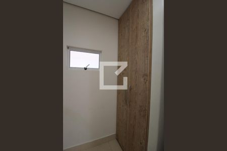 Casa à venda com 240m², 3 quartos e 4 vagasÁrea de Serviço