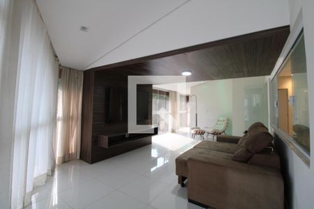 Casa à venda com 240m², 3 quartos e 4 vagasSala de TV