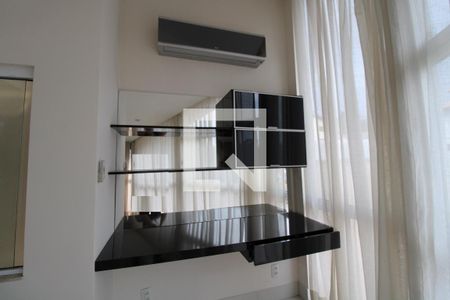 Casa à venda com 240m², 3 quartos e 4 vagasSala de TV